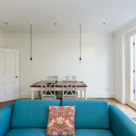 Fantastic 3 Bedroom Flat West Hampstead London Exterior foto