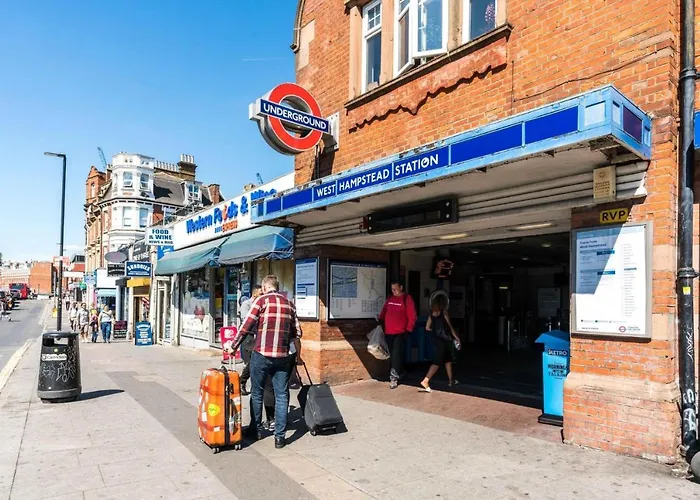 Fantastic 3 Bedroom Flat West Hampstead